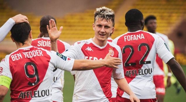 为球迷献上 为球迷献上